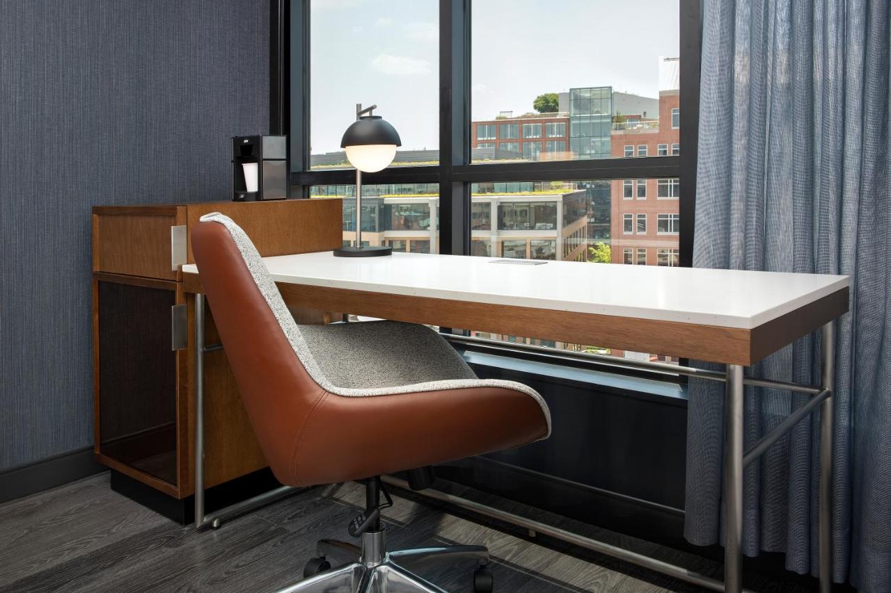 Courtyard By Marriott Washington, Dc Dupont Circle Hotel