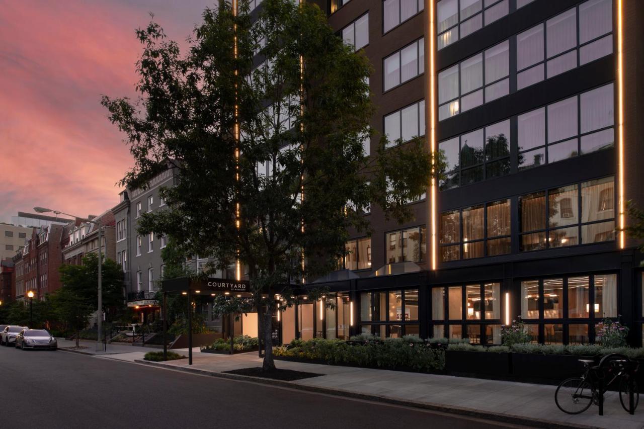 Courtyard By Marriott Washington, Dc Dupont Circle Hotel 3*