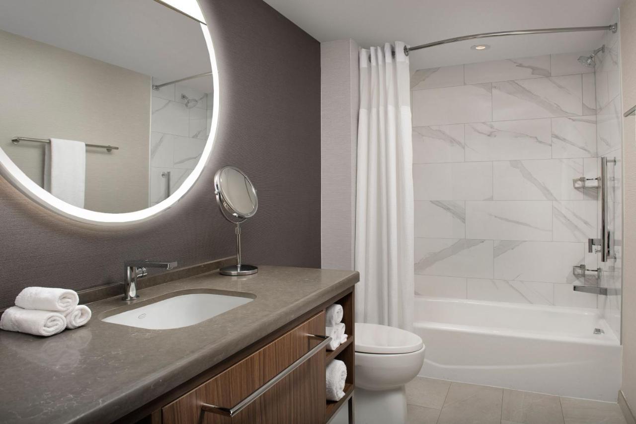 Courtyard By Marriott Washington, Dc Dupont Circle Hotel