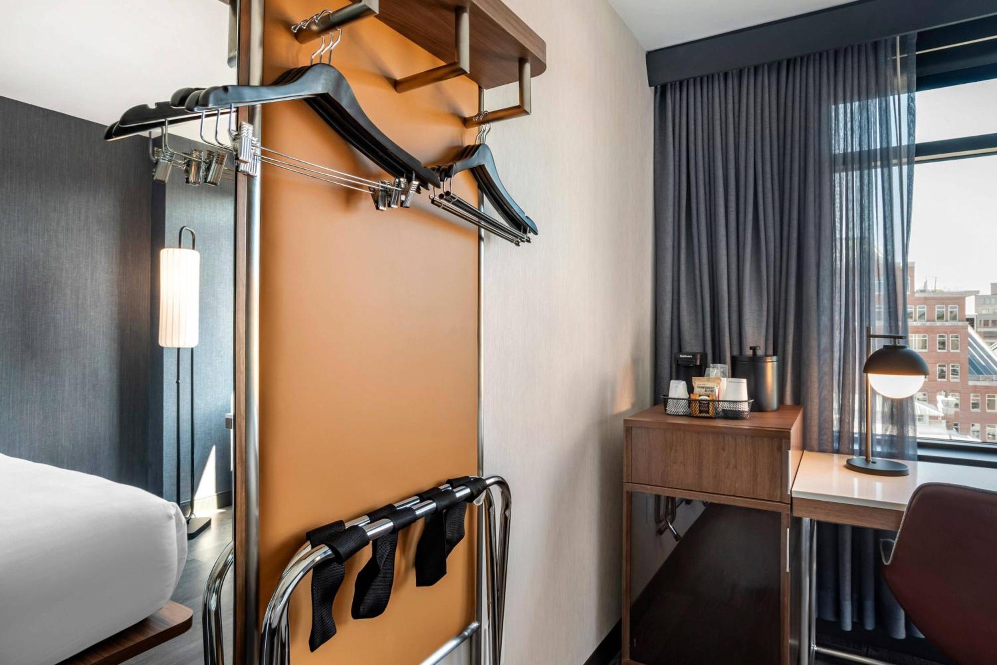 Courtyard By Marriott Washington, Dc Dupont Circle 3*