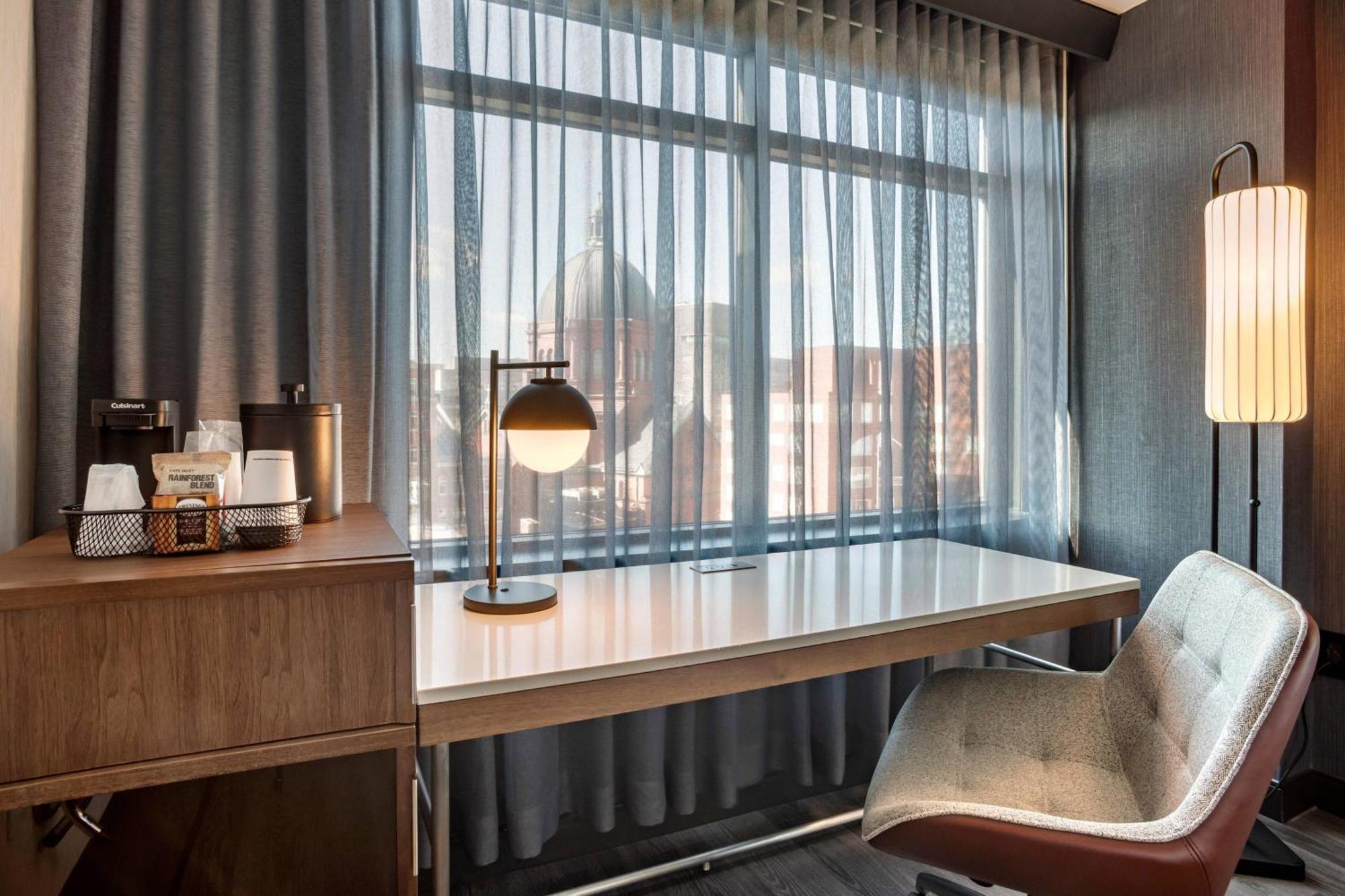 Courtyard By Marriott Washington, Dc Dupont Circle Hotel Washington